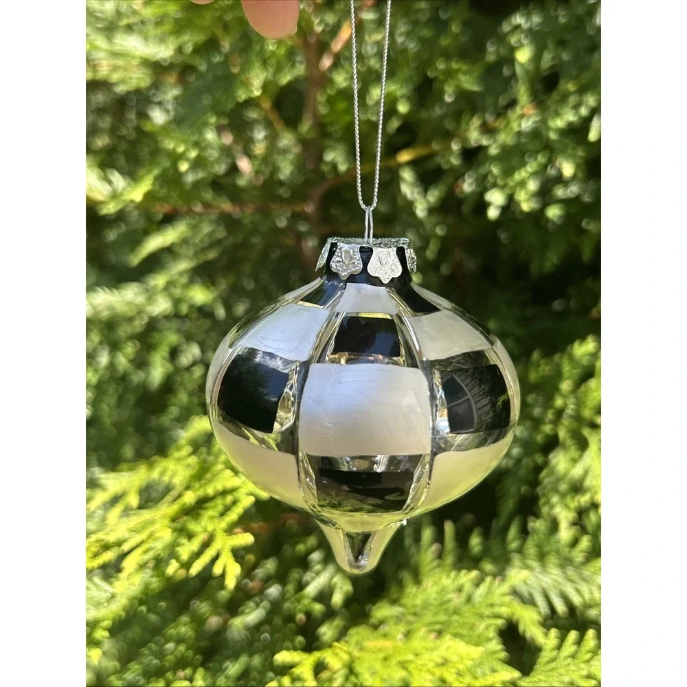 Christmas Ornaments Black White Hand‎ Painted Glass Checkered Large Set Of 7 - Picture 3 of 4
